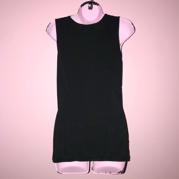 2010s layered stud top - Picture 9 of 9